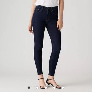 💙 Levi’s 721 HIGH RISE SKINNY WOMEN'S JEANS Size 28 x 30